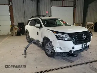 2023 Nissan Pathfinder SV z VIN 5N1DR3BD1PC261313, wystawiony jako Copart lot #55912155 z przebiegiem 13 527 mil mil oraz Szkoda całkowita • Salvage title. Historia ofert i sprzedaży dostępna na DreamBid. Obrazek 14.