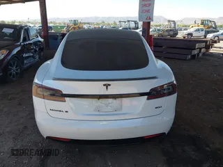 2016 Tesla Model S 90D with VIN 5YJSA1E22GF149639, listed as a IAAI auction lot 42583167 with Not provided miles and . Bid and sale history available at DreamBid. Image 16.