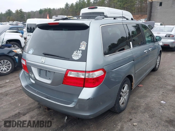 2007 Honda Odyssey EX-L with VIN 5FNRL38617B038017, listed as a IAAI auction lot 41840741 with 208,428 mi miles and . Bid and sale history available at carsss.com. Image 4.