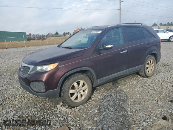 2012 Kia Sorento LX with VIN 5XYKT4A28CG267697, listed as a Copart auction lot 81220954 with 176,984 mi miles and Non Repairable. Bid and sale history available at carsss.com. Image 1.
