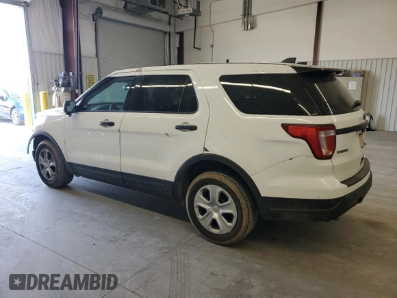 2019 Ford Police Interceptor Utility z VIN 1FM5K8AR7KGA28735, wystawiony jako Copart lot #48249505 z przebiegiem 137 809 mil mil oraz Szkoda całkowita • Salvage title. Historia ofert i sprzedaży dostępna na DreamBid. Obrazek 2.