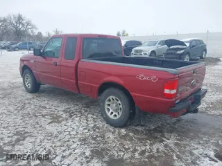 2011 Ford Ranger XLT with VIN 1FTLR4FE2BPA59882, listed as a IAAI auction lot 41399564 with 139,087 mi miles. Bid and sale history available at carsss.com. Image 3.