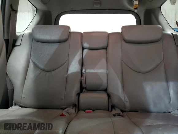 2010 Toyota RAV4 Limited z VIN JTMYK4DV2AD003504, wystawiony jako Copart lot #56321345 z przebiegiem 192 731 mil mil oraz Szkoda całkowita • Salvage title. Historia ofert i sprzedaży dostępna na DreamBid. Obrazek 10.