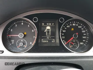2013 Volkswagen CC Sport with VIN WVWBN7AN3DE555952, listed as a Copart auction lot 72430754 with 132,019 mi miles and Salvage Title. Bid and sale history available at carsss.com. Image 9.