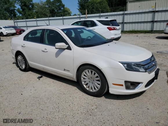 2011 Ford Fusion Hybrid with VIN 3FADP0L30BR110137, listed as a Copart auction lot 67914594 with 128,543 mi miles and Salvage Title. Bid and sale history available at carsss.com. Image 4.