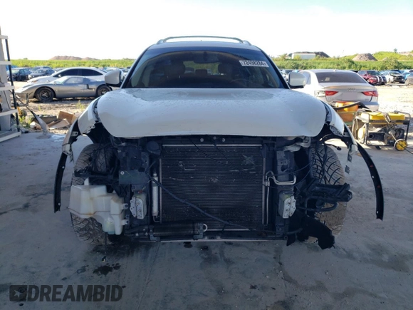 2010 Infiniti FX35 with VIN JN8AS1MUXAM800045, listed as a Copart auction lot 72498284 with 133,757 mi miles and Salvage Title. Bid and sale history available at carsss.com. Image 5.