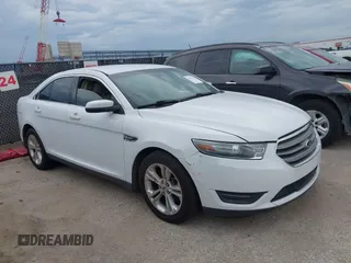 2013 Ford Taurus SEL z VIN 1FAHP2E88DG231806, wystawiony jako IAAI lot #42473192 z przebiegiem 195 846 mil mil oraz . Historia ofert i sprzedaży dostępna na DreamBid. Obrazek 1.