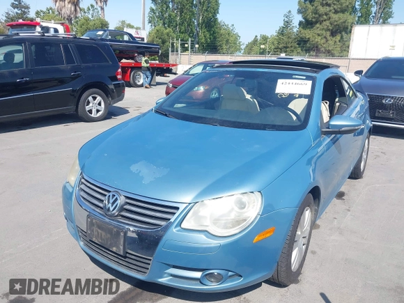 2010 Volkswagen Eos Komfort с VIN WVWBA7AH3AV020427, выставлен на аукционе IAAI как лот 42444669 с пробегом 124 765 миль миль и . История ставок и продаж доступна на DreamBid. Изображение 6.