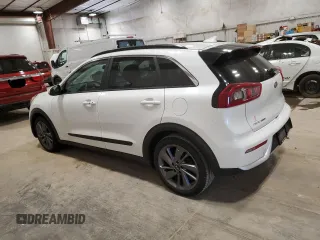 2017 Kia Niro EX with VIN KNDCC3LC2H5081934, listed as a Copart auction lot 50899005 with 142,994 mi miles and Clean Title. Bid and sale history available at carsss.com. Image 2.