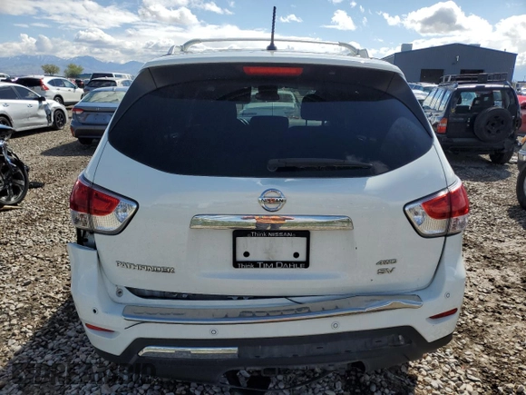 2015 Nissan Pathfinder SV with VIN 5N1AR2MM2FC706716, listed as a Copart auction lot 54173455 with 178,725 mi miles and Salvage title. Bid and sale history available at DreamBid. Image 6.