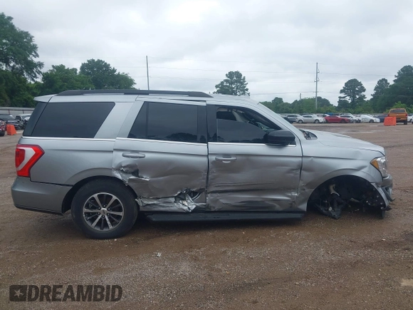 2020 Ford Expedition XL с VIN 1FMJU1FT8LEA72065, выставлен на аукционе IAAI как лот 42202063 с пробегом Не указан миль и . История ставок и продаж доступна на DreamBid. Изображение 13.