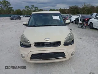 2013 Kia Soul ! with VIN KNDJT2A6XD7553147, listed as a IAAI auction lot 41505780 with 73,124 mi miles. Bid and sale history available at carsss.com. Image 12.