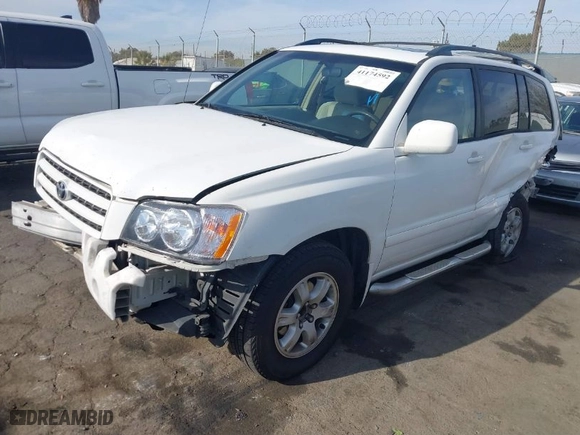 2001 Toyota Highlander with VIN JTEGF21A410020197, listed as a IAAI auction lot 41174592 with 178,271 mi miles. Bid and sale history available at carsss.com. Image 2.