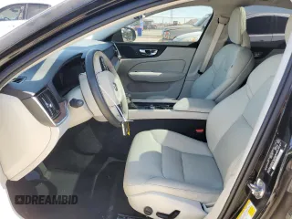 2021 Volvo S60 Momentum with VIN 7JR102FK7MG102337, listed as a Copart auction lot 58465294 with 9,971 mi miles and Salvage Title. Bid and sale history available at carsss.com. Image 7.
