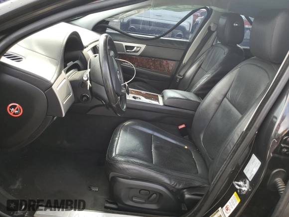 2011 Jaguar XF Premium with VIN SAJWA0GB7BLS11102, listed as a Copart auction lot 55853645 with 72,430 mi miles and Salvage title. Bid and sale history available at DreamBid. Image 7.