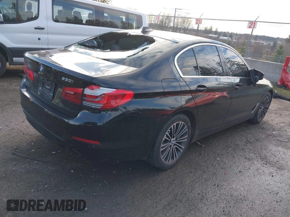 2020 BMW 5 Series 530i with VIN WBAJR3C08LCD02713, listed as a IAAI auction lot 41474415 with 68,481 mi miles and . Bid and sale history available at DreamBid. Image 4.