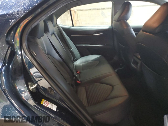 2019 Toyota Camry LE with VIN 4T1B11HKXKU694625, listed as a Copart auction lot 53539295 with 188,877 mi miles and Clean Title. Bid and sale history available at carsss.com. Image 10.