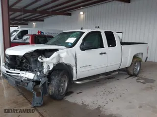 2011 Chevrolet Silverado 1500 LS with VIN 1GCRCREA3BZ445772, listed as a IAAI auction lot 41922183 with 140,429 mi miles. Bid and sale history available at carsss.com. Image 2.