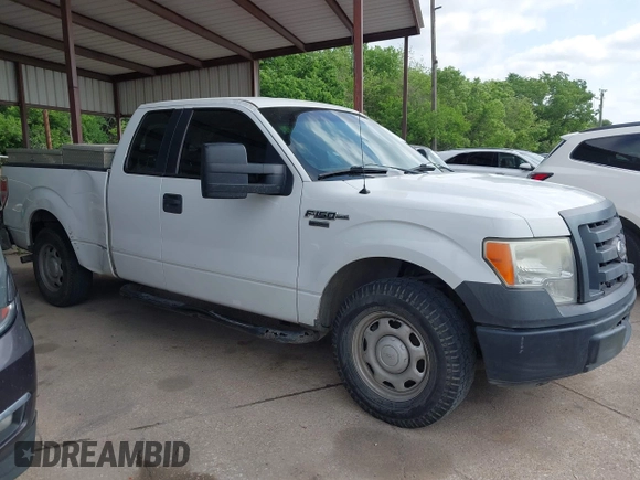 2012 Ford F-150 XL with VIN 1FTFX1CF0CKE40529, listed as a IAAI auction lot 42058990 with 234,032 mi miles. Bid and sale history available at carsss.com. Image 14.