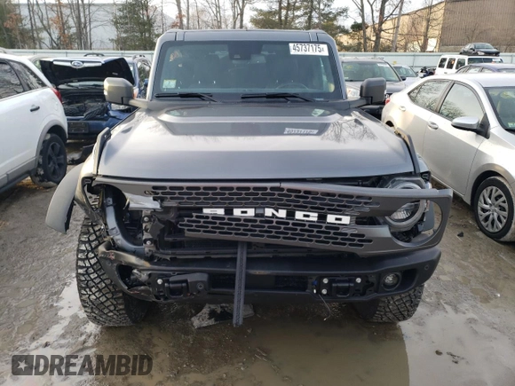 2022 Ford Bronco with VIN 1FMEE5DP3NLB87781, listed as a Copart auction lot 45737175 with 39,760 mi miles and Salvage title. Bid and sale history available at DreamBid. Image 5.
