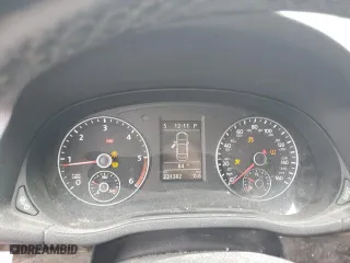 2015 Volkswagen Passat 2.0L TDI SEL Premium with VIN 1VWCV7A34FC067060, listed as a Copart auction lot 51324685 with 231,302 mi miles and Salvage Title. Bid and sale history available at carsss.com. Image 9.