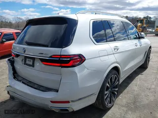 2023 BMW X7 xDrive40i with VIN 5UX23EM05P9R02428, listed as a IAAI auction lot 41695731 with 34,287 mi miles. Bid and sale history available at carsss.com. Image 4.