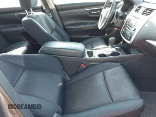 2017 Nissan Altima SV with VIN 1N4AL3AP5HC158441, listed as a IAAI auction lot 42147176 with 132,461 mi miles and . Bid and sale history available at DreamBid. Image 5.