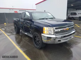 2012 Chevrolet Silverado 1500 LT with VIN 1GCRCSE08CZ273769, listed as a IAAI auction lot 41839889 with 156,424 mi miles. Bid and sale history available at carsss.com. Image 1.