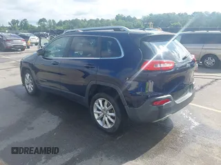 2014 Jeep Cherokee Limited z VIN 1C4PJLDS0EW202737, wystawiony jako IAAI lot #42347713 z przebiegiem 136 906 mil mil oraz . Historia ofert i sprzedaży dostępna na DreamBid. Obrazek 3.