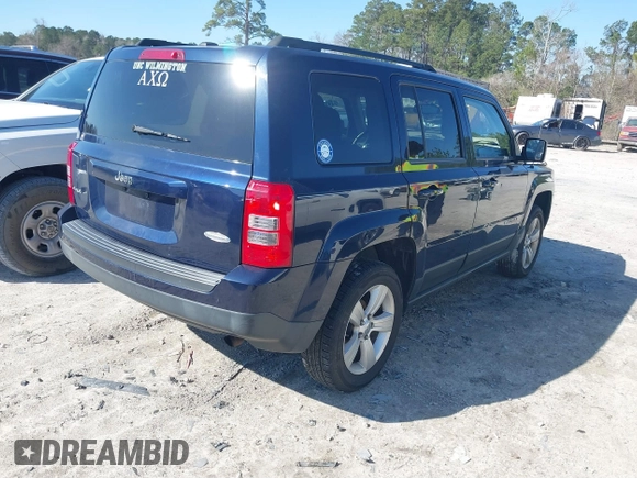 2012 Jeep Patriot Latitude with VIN 1C4NJRFB6CD671931, listed as a IAAI auction lot 41781387 with 125,212 mi miles and . Bid and sale history available at carsss.com. Image 4.