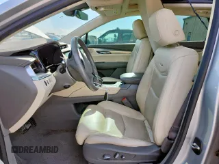 2017 Cadillac XT5 Luxury FWD z VIN 1GYKNBRS2HZ159582, wystawiony jako Copart lot #62429475 z przebiegiem 99 188 mil mil oraz Czysty tytuł • Clean title. Historia ofert i sprzedaży dostępna na DreamBid. Obrazek 7.