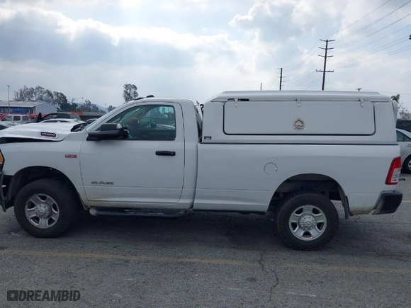 2019 Ram 2500 Tradesman with VIN 3C6MR5AJ7KG666337, listed as a IAAI auction lot 41439786 with 86,836 mi miles. Bid and sale history available at carsss.com. Image 13.