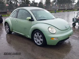 2001 Volkswagen Beetle GLX with VIN 3VWDD21CX1M463267, listed as a IAAI auction lot 41980454 with 120,178 mi miles and . Bid and sale history available at DreamBid. Image 1.