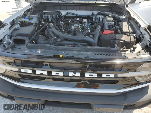 2021 Ford Bronco with VIN 1FMEE5BP2MLA94820, listed as a Copart auction lot 52015085 with 33,606 mi miles and Salvage title. Bid and sale history available at DreamBid. Image 13.