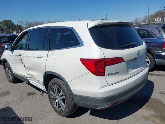 2017 Honda Pilot EX-L with VIN 5FNYF5H56HB048081, listed as a IAAI auction lot 41781054 with 124,450 mi miles. Bid and sale history available at carsss.com. Image 3.