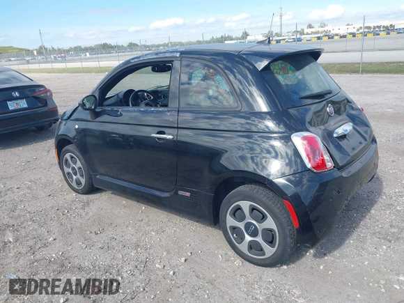 2016 FIAT 500e with VIN 3C3CFFGE5GT184059, listed as a IAAI auction lot 40993349 with 47,833 mi miles and . Bid and sale history available at DreamBid. Image 3.