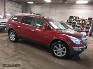 2008 Buick Enclave CXL with VIN 5GAER23738J283971, listed as a IAAI auction lot 41693358 with 196,774 mi miles. Bid and sale history available at carsss.com. Image 1.
