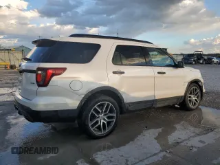 2017 Ford Explorer Sport with VIN 1FM5K8GT5HGE28224, listed as a Copart auction lot 47122765 with 125,506 mi miles and Non Repairable. Bid and sale history available at carsss.com. Image 3.
