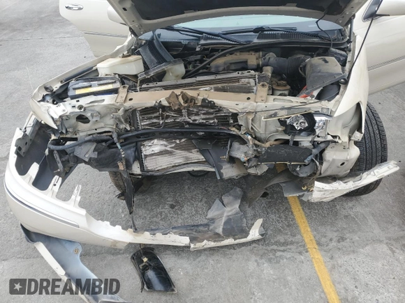 2002 Lincoln Town Car Ultimate L z VIN 1LNHM85W22Y630959, wystawiony jako Copart lot #55853945 z przebiegiem 45 622 mil mil oraz Szkoda całkowita • Salvage title. Historia ofert i sprzedaży dostępna na DreamBid. Obrazek 11.