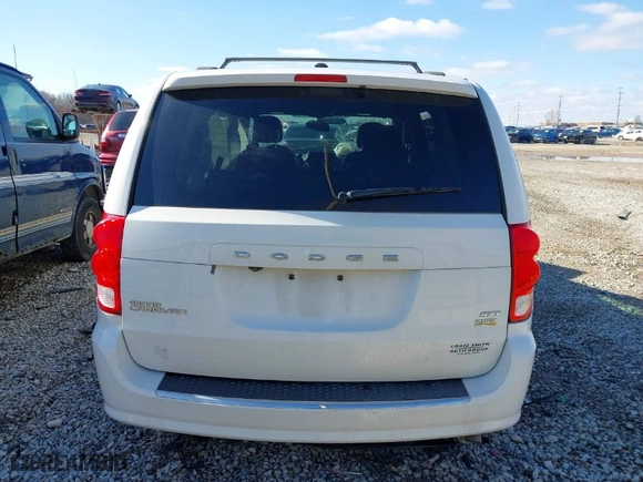 2018 Dodge Grand Caravan SXT with VIN 2C4RDGCG4JR267503, listed as a IAAI auction lot 41810894 with 129,245 mi miles. Bid and sale history available at carsss.com. Image 17.