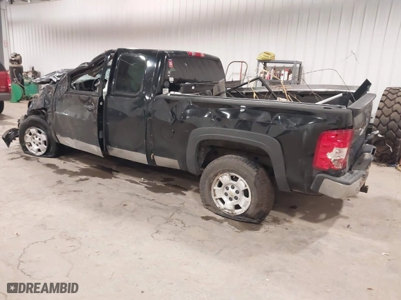 2010 Chevrolet Silverado 1500 LT with VIN 1GCSKSE34AZ162941, listed as a IAAI auction lot 40859139 with 0 mi miles. Bid and sale history available at carsss.com. Image 3.