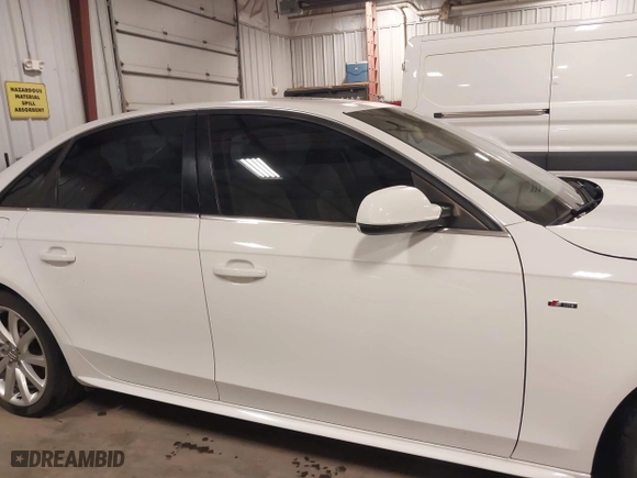 2014 Audi A4 Premium with VIN WAUBFAFL4EN000461, listed as a IAAI auction lot 41918972 with 137,242 mi miles. Bid and sale history available at carsss.com. Image 14.