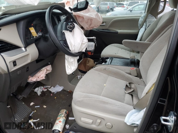 2017 Toyota Sienna LE Auto Access Seat with VIN 5TDKZ3DCXHS787133, listed as a Copart auction lot 88275855 with 41,585 mi miles and Salvage Title. Bid and sale history available at carsss.com. Image 7.