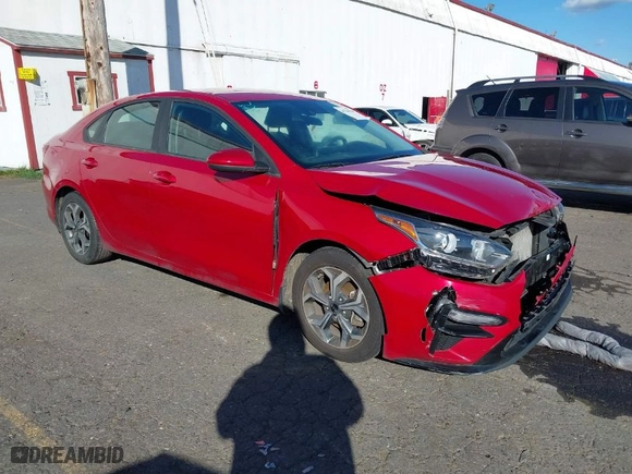 2021 Kia Forte LXS with VIN 3KPF24AD0ME364090, listed as a IAAI auction lot 41744506 with 45,781 mi miles. Bid and sale history available at carsss.com. Image 1.