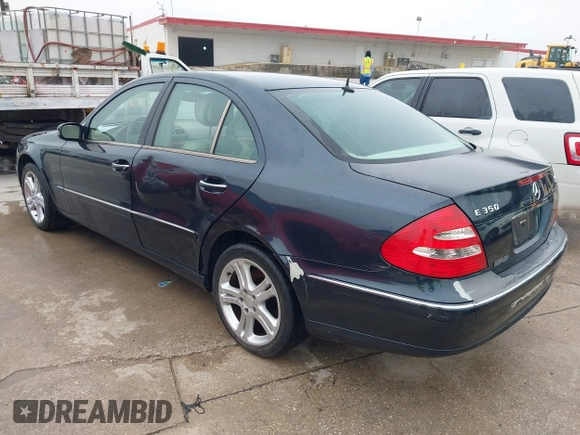 2006 Mercedes-Benz E 350 z VIN WDBUF56J66A893306, wystawiony jako IAAI lot #42165424 z przebiegiem Nie podano mil oraz . Historia ofert i sprzedaży dostępna na DreamBid. Obrazek 3.