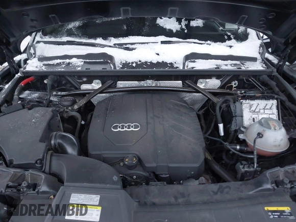 2021 Audi Q5 Premium with VIN WA1AAAFY4M2003069, listed as a IAAI auction lot 41374475 with 1 mi miles. Bid and sale history available at carsss.com. Image 10.