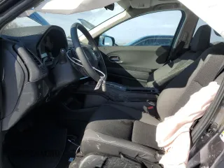 2022 Honda HR-V EX with VIN 3CZRU6H5XNM775421, listed as a Copart auction lot 42942435 with 25,832 mi miles and Salvage Title. Bid and sale history available at DreamBid. Image 7.
