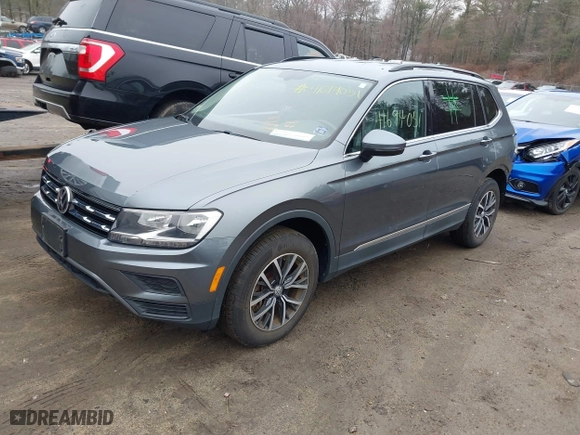 2020 Volkswagen Tiguan SE with VIN 3VV2B7AX2LM086678, listed as a IAAI auction lot 41694051 with 59,495 mi miles. Bid and sale history available at carsss.com. Image 18.