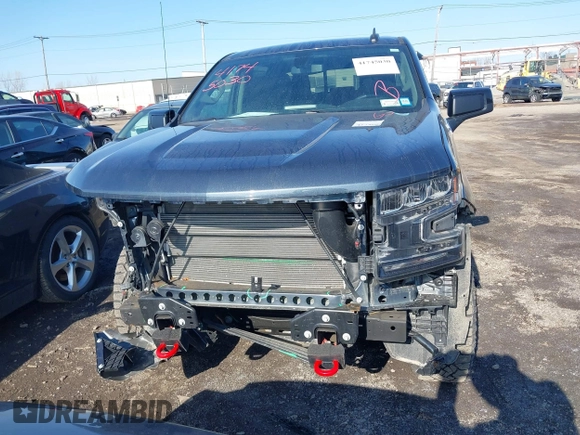 2020 Chevrolet Silverado 1500 LT Trail Boss with VIN 1GCPYFED3LZ352799, listed as a IAAI auction lot 41745030 with 31,194 mi miles. Bid and sale history available at carsss.com. Image 12.