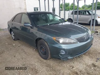 2006 Toyota Camry STD with VIN 4T1BE32KX6U139964, listed as a IAAI auction lot 42452134 with 184,139 mi miles and . Bid and sale history available at DreamBid. Image 1.